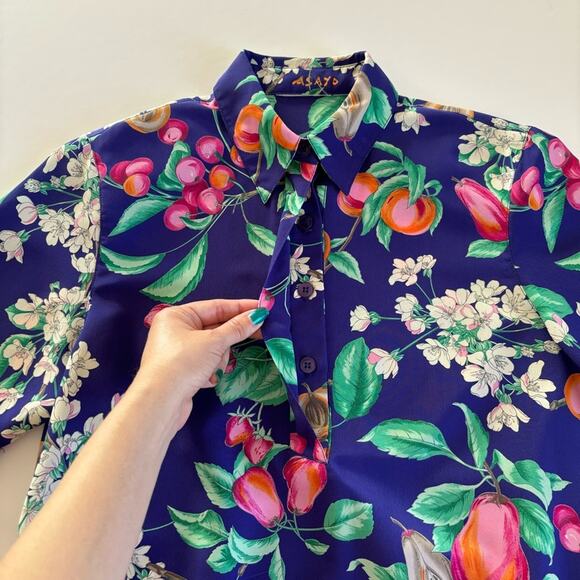 Vintage Asayo Short Sleeve Half Button Up Fruit Print Blouse Size Small - Picture 8 of 9